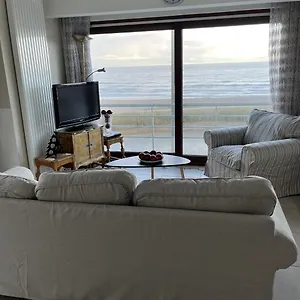 Appartement Met Zeezicht En Zicht Op Casino
