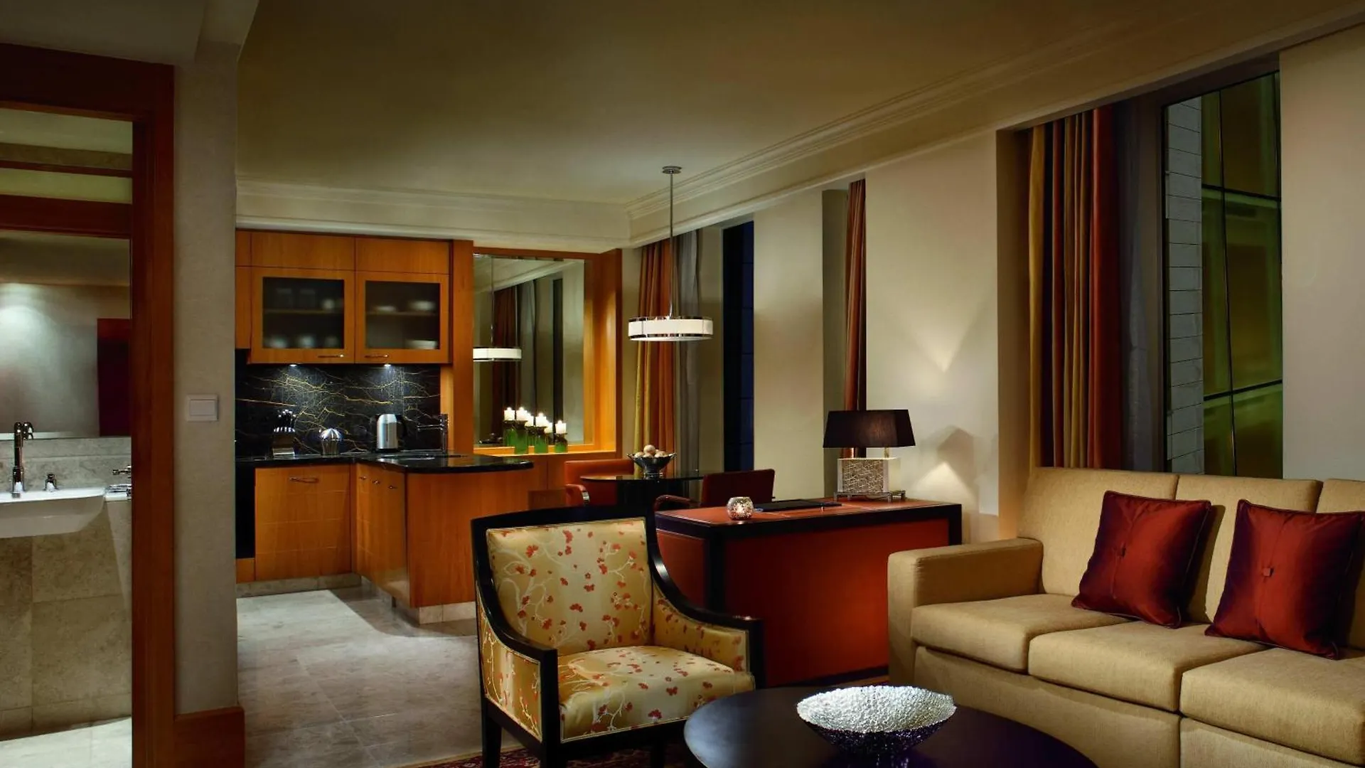 Hotel Ritz Carlton Difc Downtown Dubai 5*,